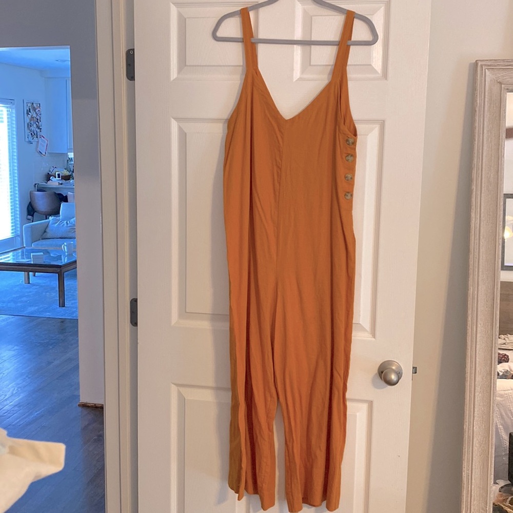 Linen jumpsuit from urban outfitters